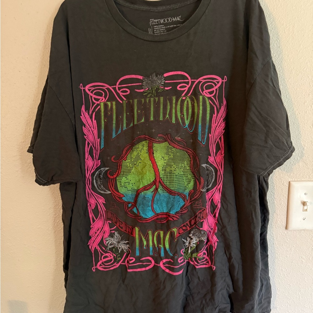 Urban Outfitters Black Graphic Tee